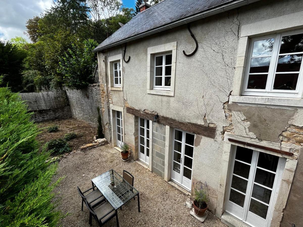 Charming Cottage In Chateau Les Roches Gardens 蒙圣让 外观 照片